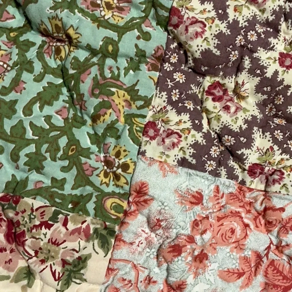 Pottery Barn Patchwork Standard Pillow Shams Set of 2